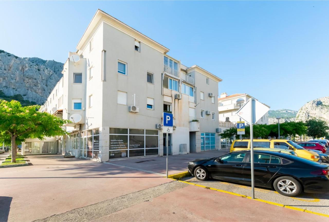 Apartment Pepalo,Omis Free Parking Luaran gambar